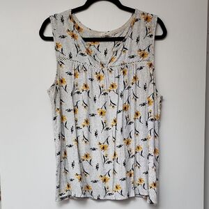 Elegant Floral Sleeveless Blouse - White and Yellow